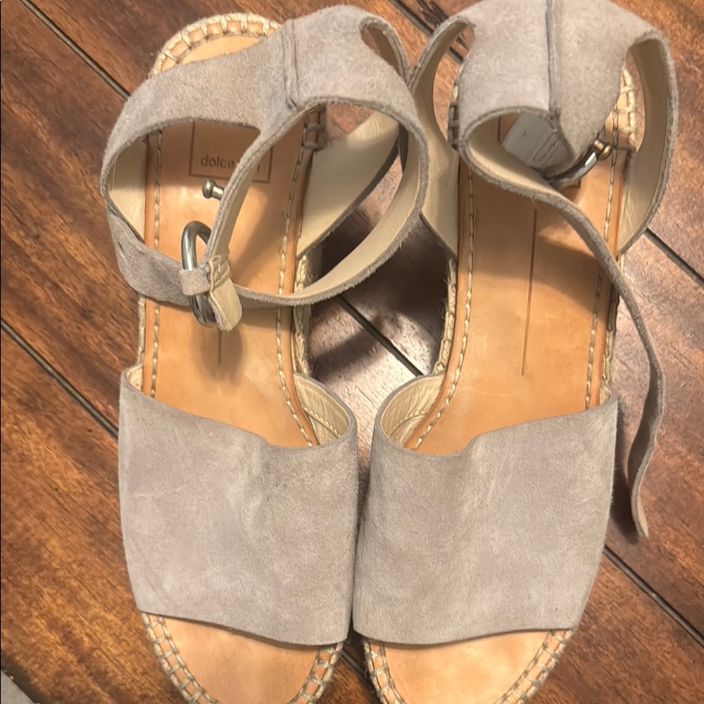 Dolce Vita Lesley Gray Suede Sandals